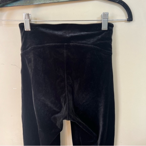 SPANX Velvet Leggings - Picture 7 of 7